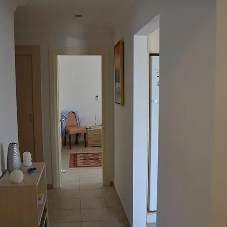 Apartment Four Seasons Sokak No 07600 *